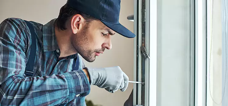 Emergency Response for Latch Issues North Massapequa