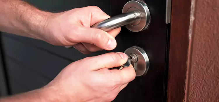Door Closer Repair & Installation North Massapequa